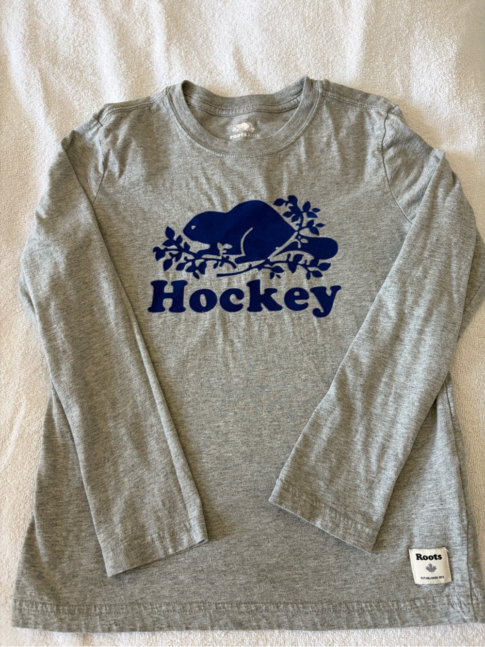 Roots Grey Long Sleeve Tee with Navy Beaver 'Hockey' Graphic
